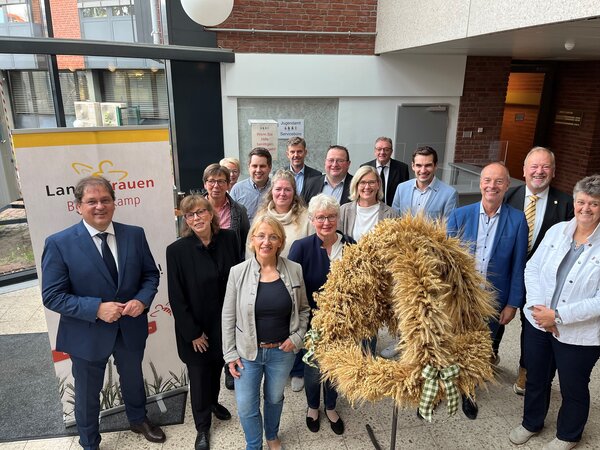 Bild vergr&ouml;&szlig;ern: Erntekrone 2026
